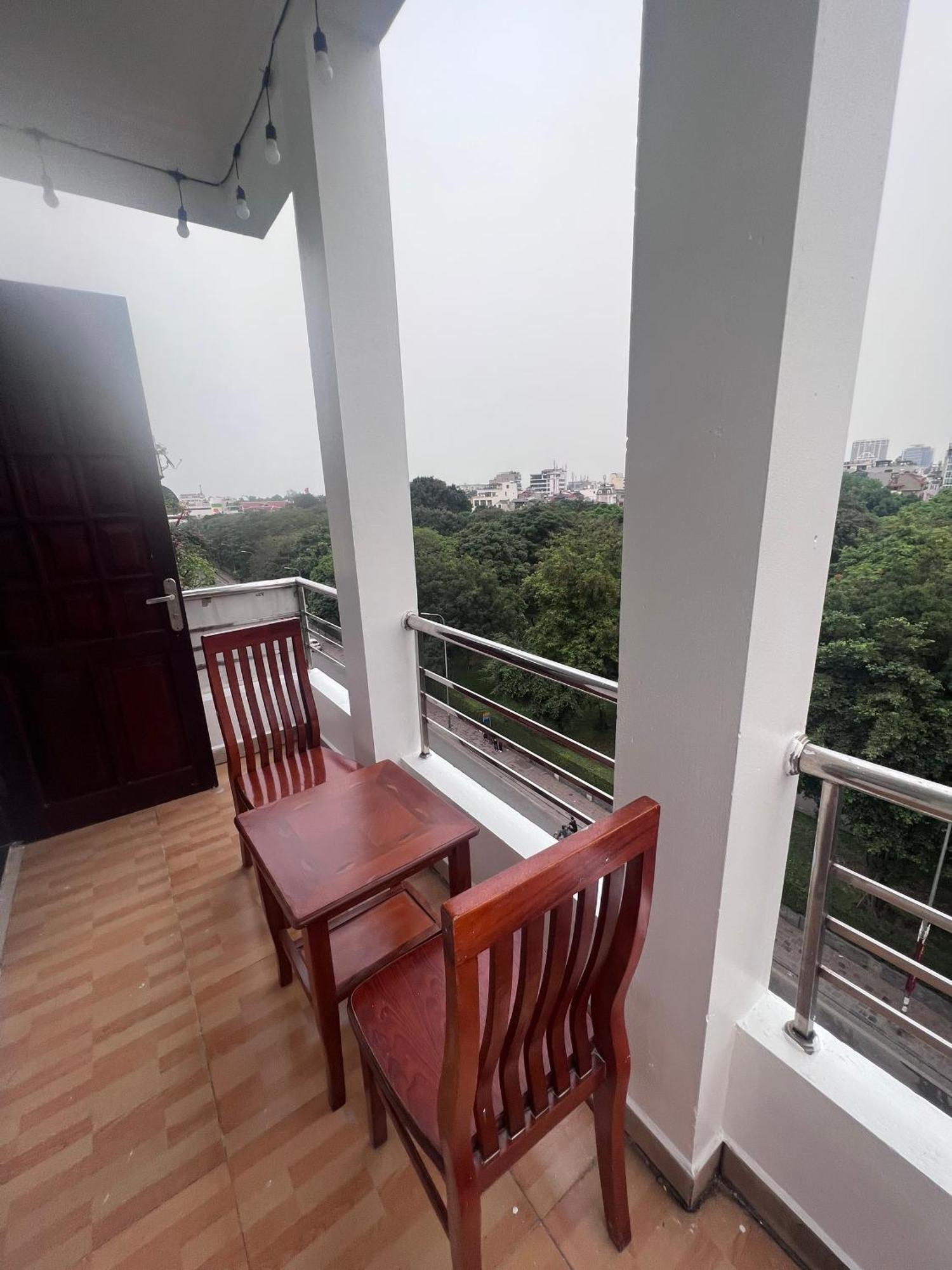 Clover Hanoi Hotel Экстерьер фото